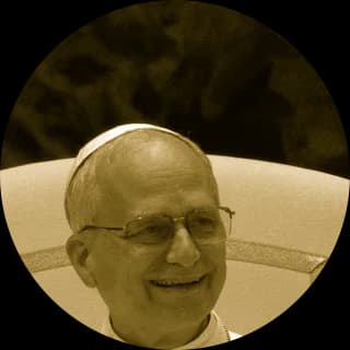 Photograph of Pope Leo XIV, rendered as a medallion